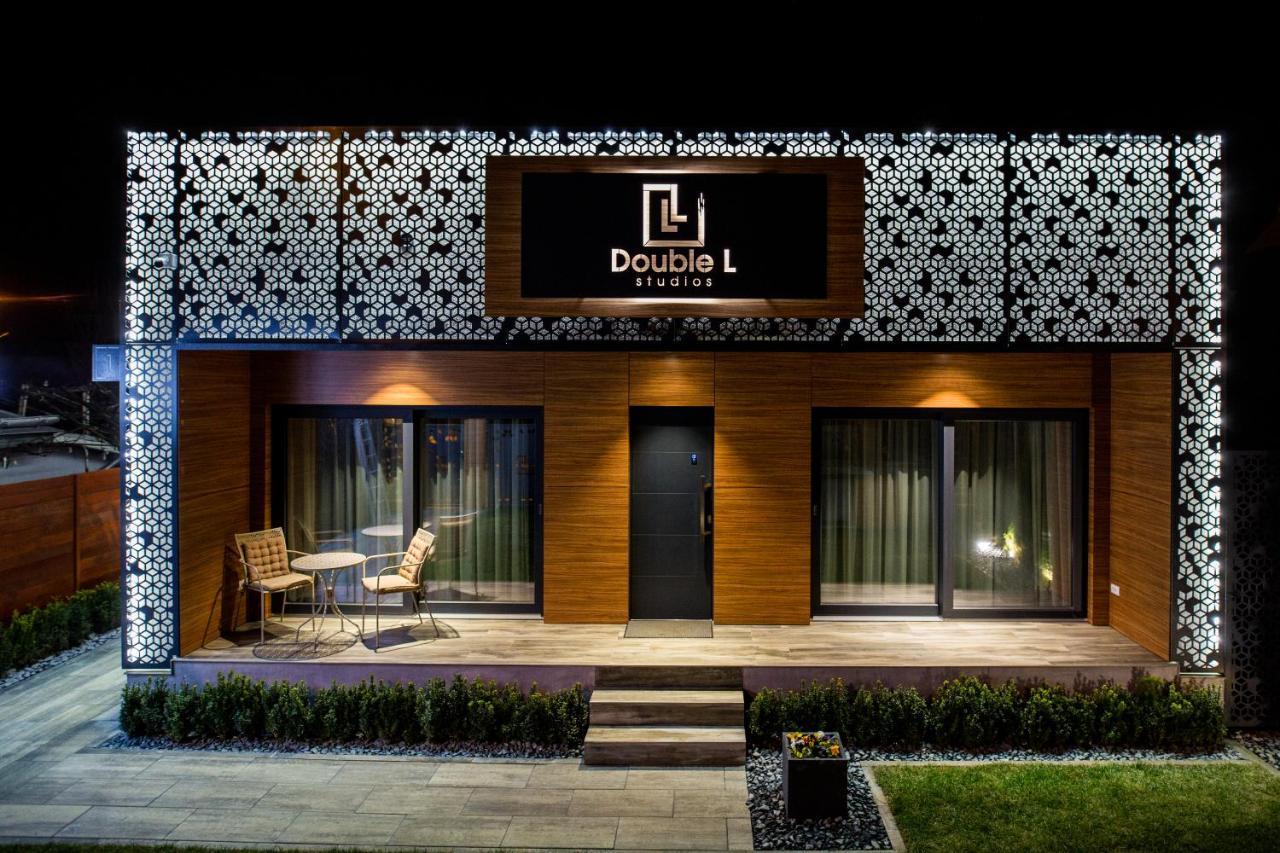 Doublel Studios Bacău Buitenkant foto