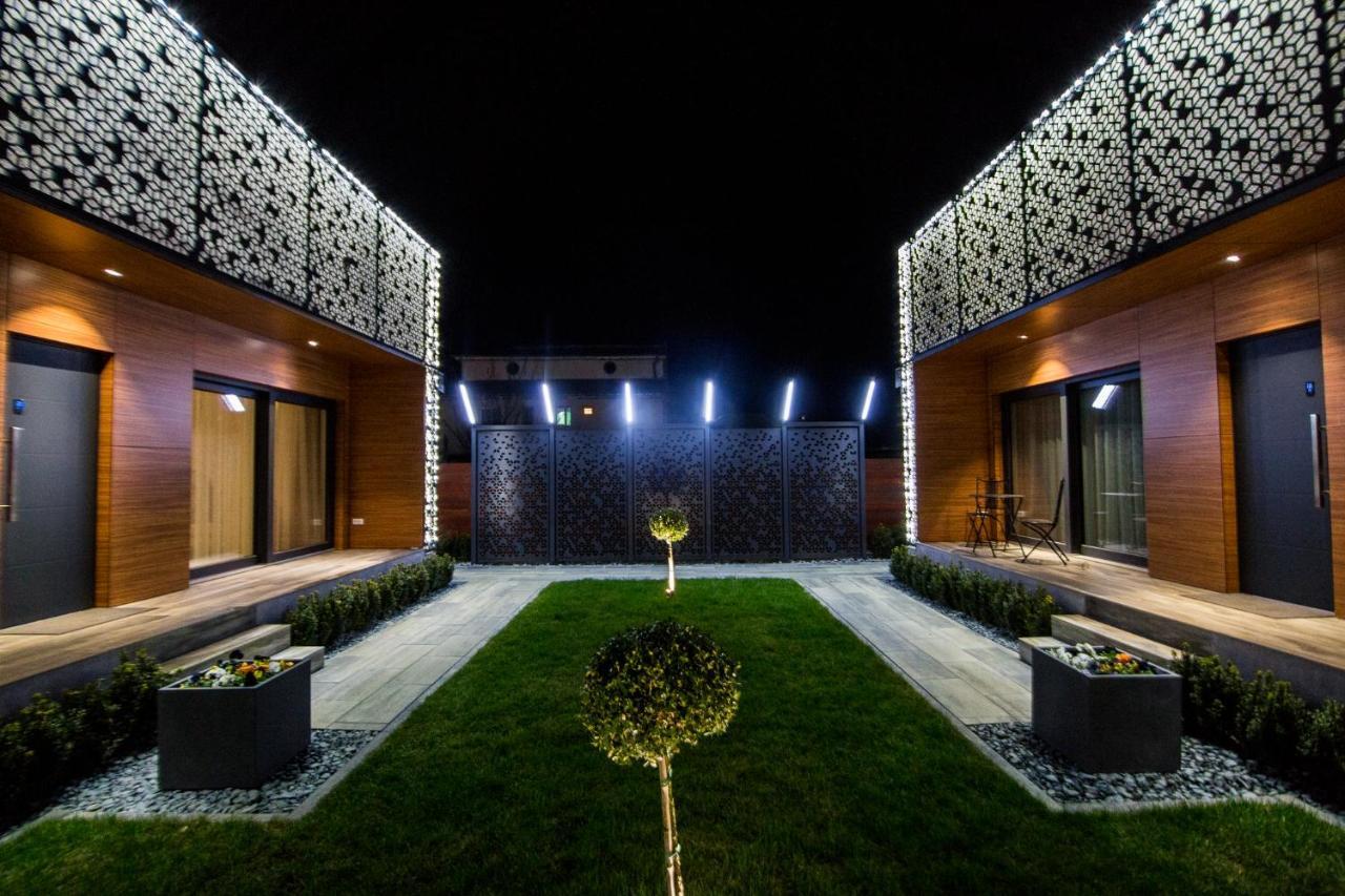 Doublel Studios Bacău Buitenkant foto